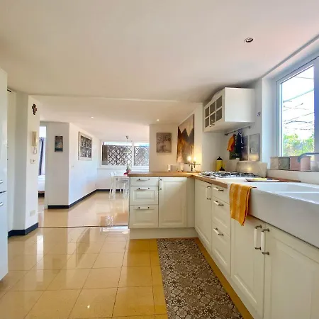Casaviva - Apt With Terrace And Parking In Rapallo Exterior photo